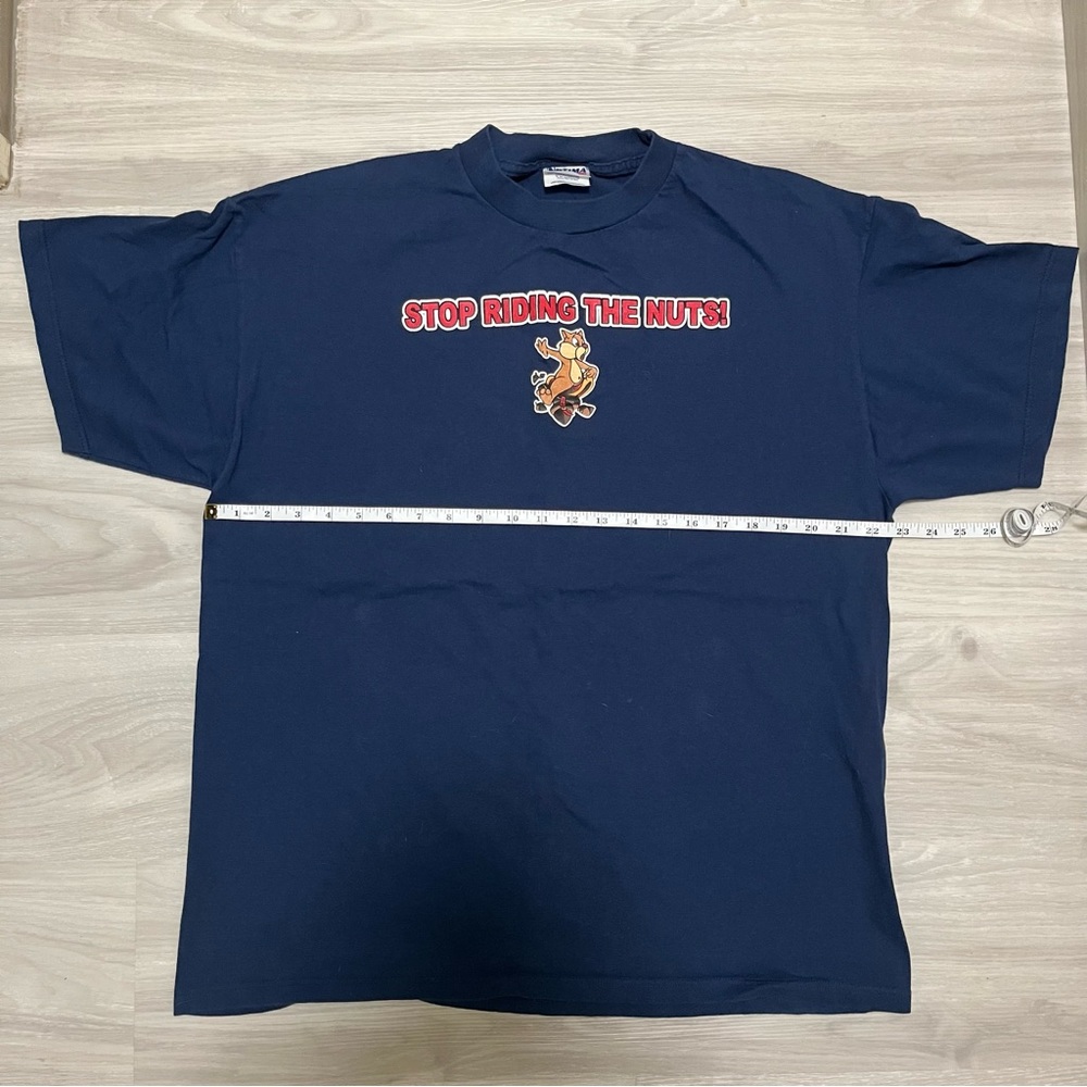Optima Squirrel Tee - Picture 3 of 4